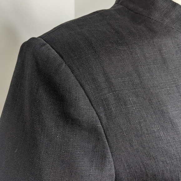 VINTAGE Black Linen Long Jacket wood buttons 8 - Picture 8 of 9